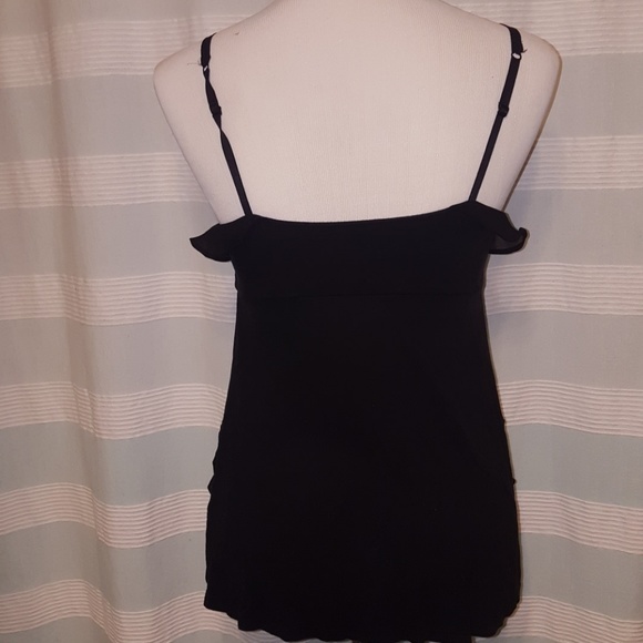 Black ruffle top with silver lining - Picture 3 of 3